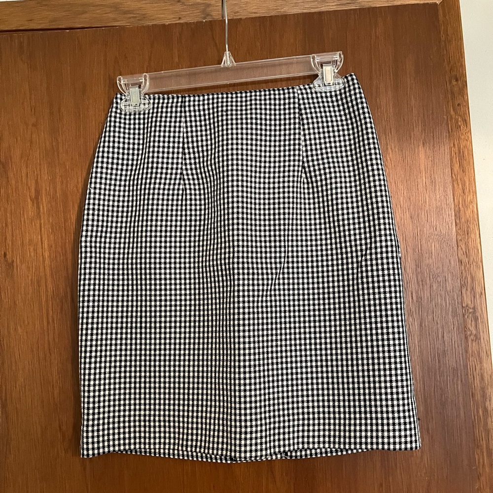 Vintage checkered mini skirt